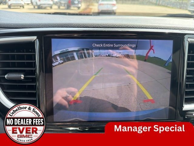 Used 2024 Chrysler Pacifica Limited FWD image 28