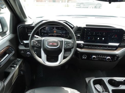 Used 2024 GMC Sierra 1500 Elevation AWD/4WD image 43