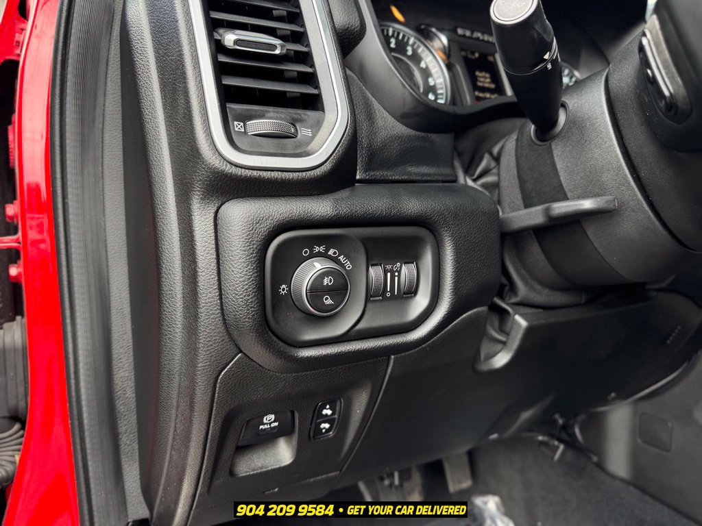 Used 2019 RAM 1500 Big Horn RWD image 18