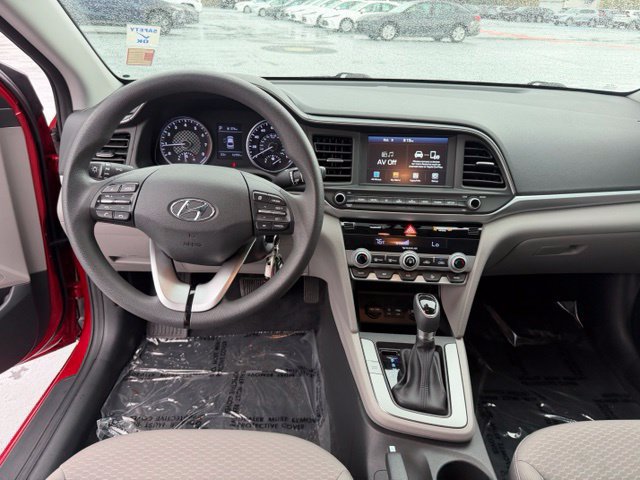 Used 2020 Hyundai Elantra SEL FWD image 12