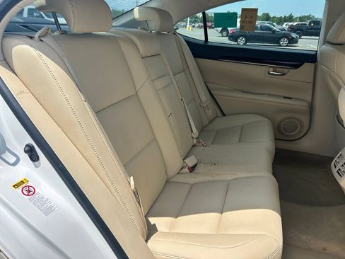 Used 2013 Lexus ES 350 w/ Premium Pkg FWD image 13