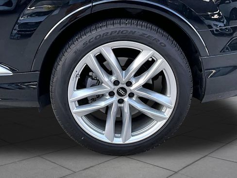 Used 2025 Audi Q7 3.0T Premium Plus AWD/4WD image 10
