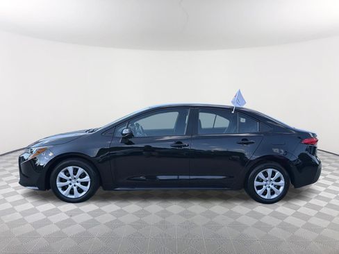 Certified 2025 Toyota Corolla LE FWD image 14