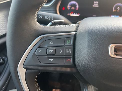 New 2025 Jeep Grand Cherokee Laredo X image 25