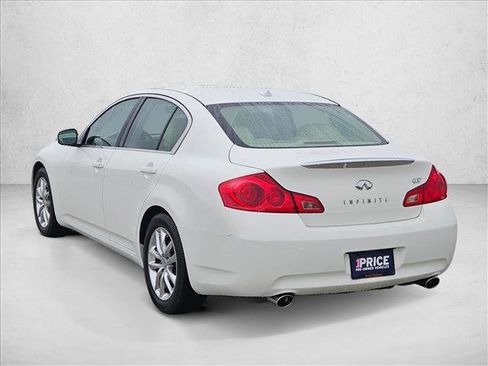 Used 2009 INFINITI G37 Journey RWD image 8