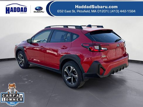 Used 2025 Subaru Crosstrek 2.5i Premium AWD/4WD image 3