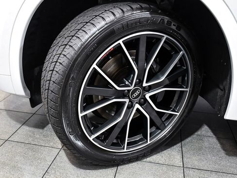 Used 2023 Audi SQ5 Premium Plus w/ Premium Plus Package AWD/4WD image 7