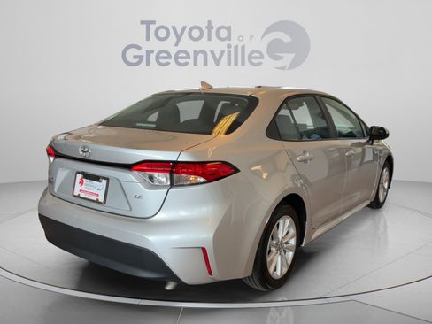 Certified 2025 Toyota Corolla LE w/ LE Premium Package FWD image 6