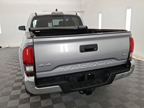 Certified 2023 Toyota Tacoma SR5 AWD/4WD image 14