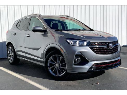 Used 2023 Buick Encore GX Select w/ Sport Touring Package image 2