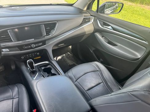 Used 2021 Buick Enclave Essence FWD image 23