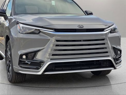 New 2026 Lexus TX 500h AWD image 9