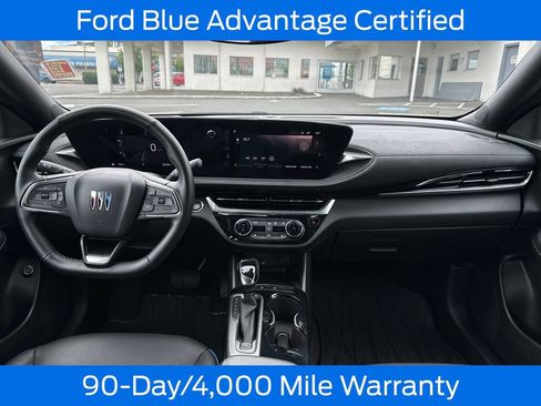 Used 2024 Buick Envista Sport Touring w/ Convenience I Package FWD image 18
