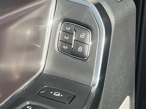 New 2026 Ford F250 Platinum image 22