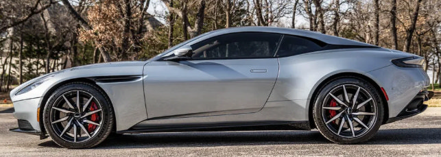 Used 2018 Aston Martin DB11 V12 RWD image 23