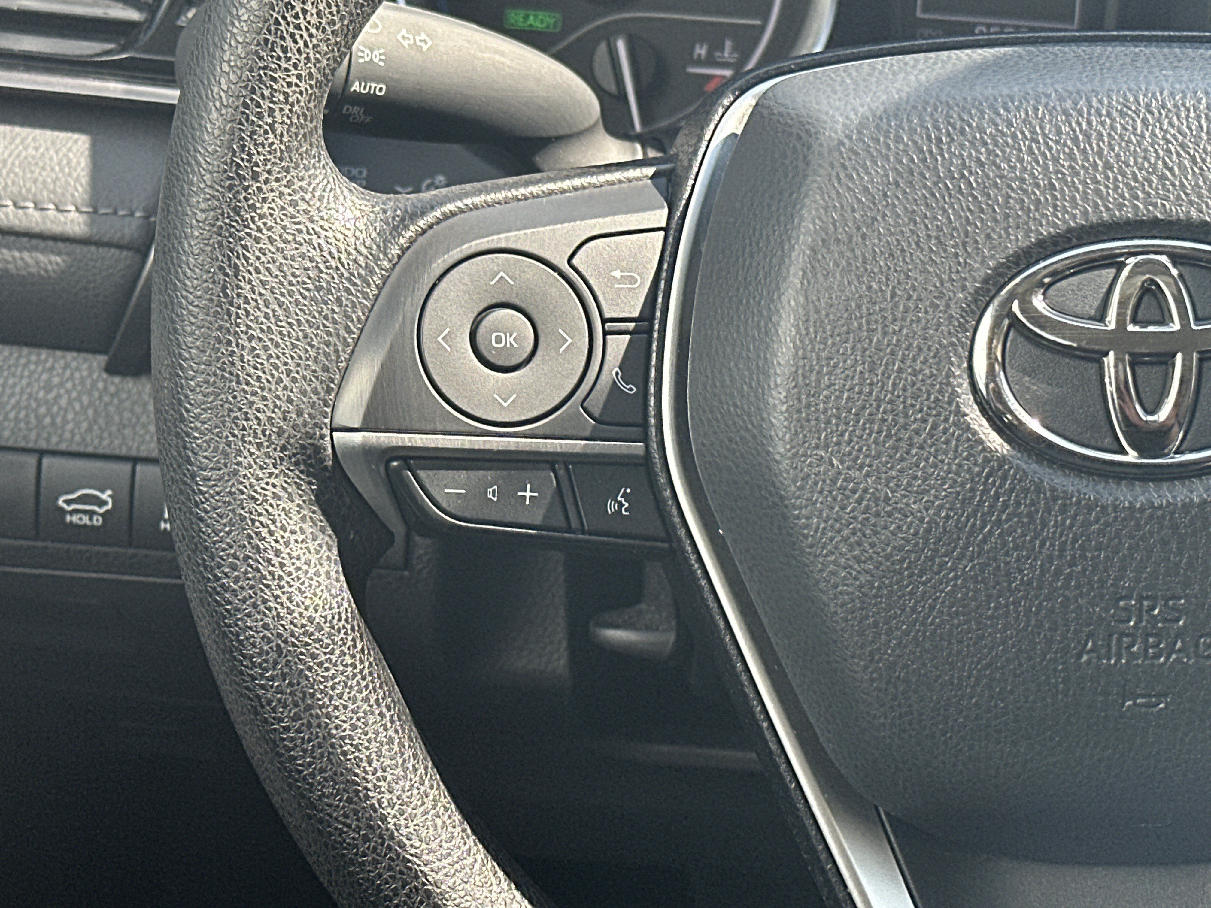 Used 2022 Toyota Camry LE FWD image 18