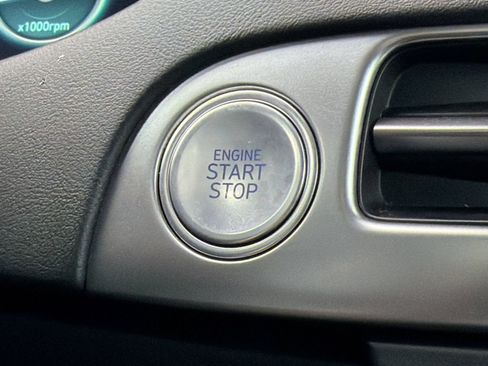 Used 2025 Hyundai Palisade SEL FWD image 17