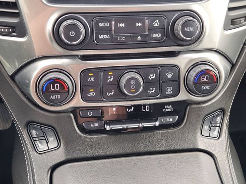 Used 2020 Chevrolet Tahoe Premier AWD/4WD image 14