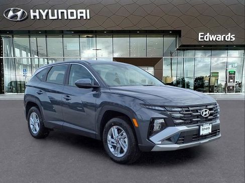 New 2026 Hyundai Tucson SE image 11