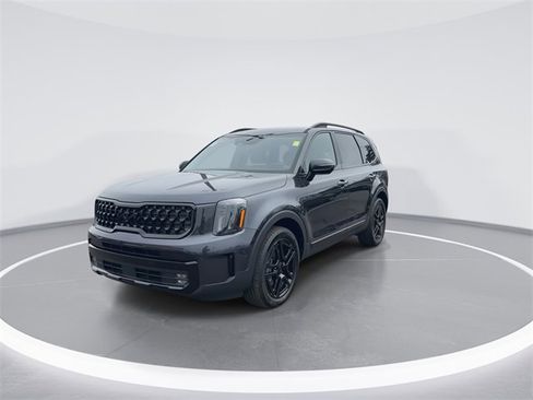 Used 2025 Kia Telluride SX X-Line image 3