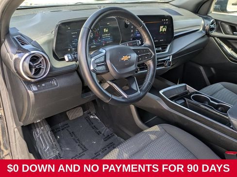Used 2025 Chevrolet Equinox LT FWD image 14