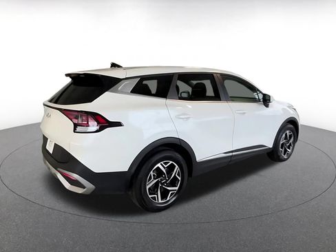 Used 2025 Kia Sportage LX FWD image 21