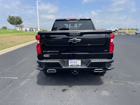 Used 2026 Chevrolet Silverado 1500 LT Trail Boss w/ LT Trail Boss Premium Package AWD/4WD image 4
