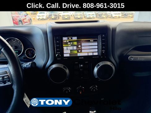 Used 2014 Jeep Wrangler Unlimited Sport w/ Quick Order Package 24S AWD/4WD image 16