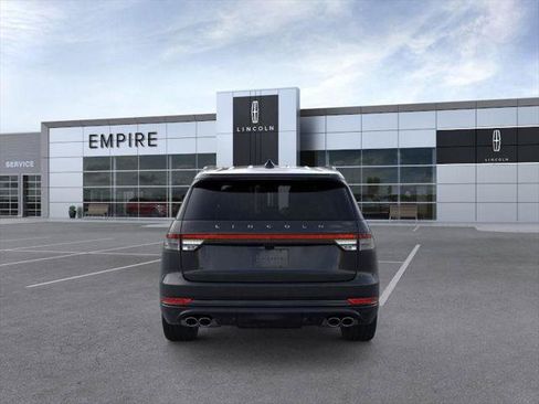 New 2026 Lincoln Aviator AWD image 5