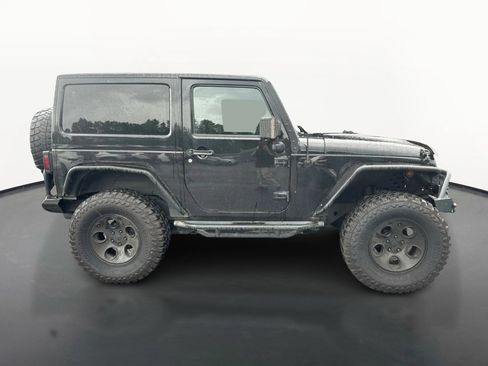 Used 2014 Jeep Wrangler Sahara w/ Connectivity Group AWD/4WD image 2