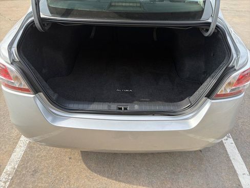 Used 2015 Nissan Altima 2.5 S w/ Power Driver Seat Package FWD image 29