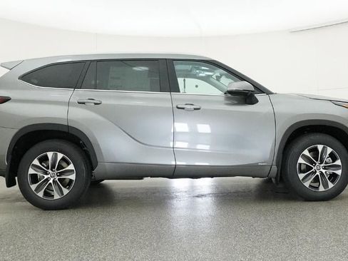 New 2026 Toyota Highlander XLE AWD/4WD image 27
