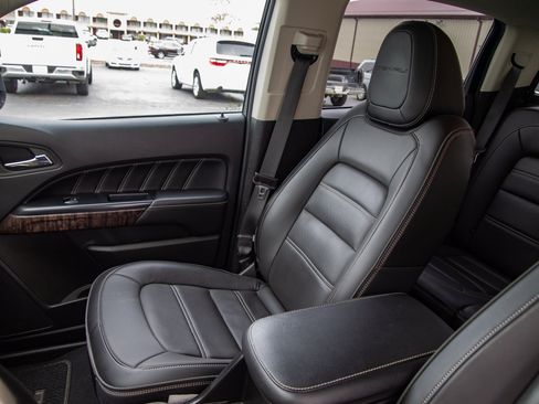 Used 2022 GMC Canyon Denali AWD/4WD image 14