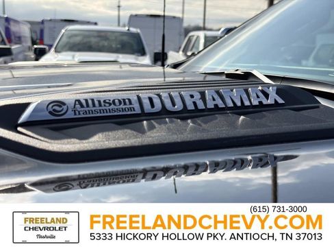 Used 2025 Chevrolet Silverado 2500 LTZ w/ LTZ Plus Package image 11