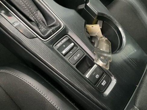 Used 2024 Honda Civic Sport image 11