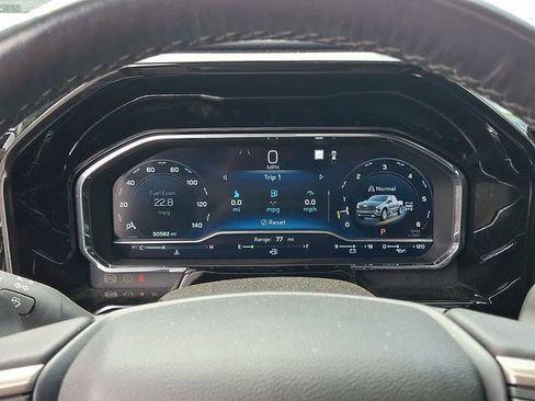 Used 2023 Chevrolet Silverado 1500 High Country w/ Technology Package image 17