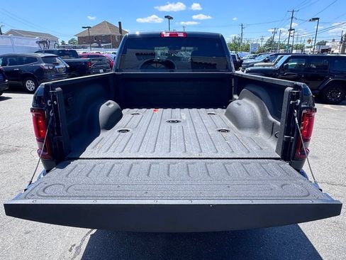 Used 2026 RAM 2500 Big Horn AWD/4WD image 5