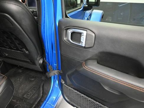 Used 2021 Jeep Gladiator Mojave AWD/4WD image 14