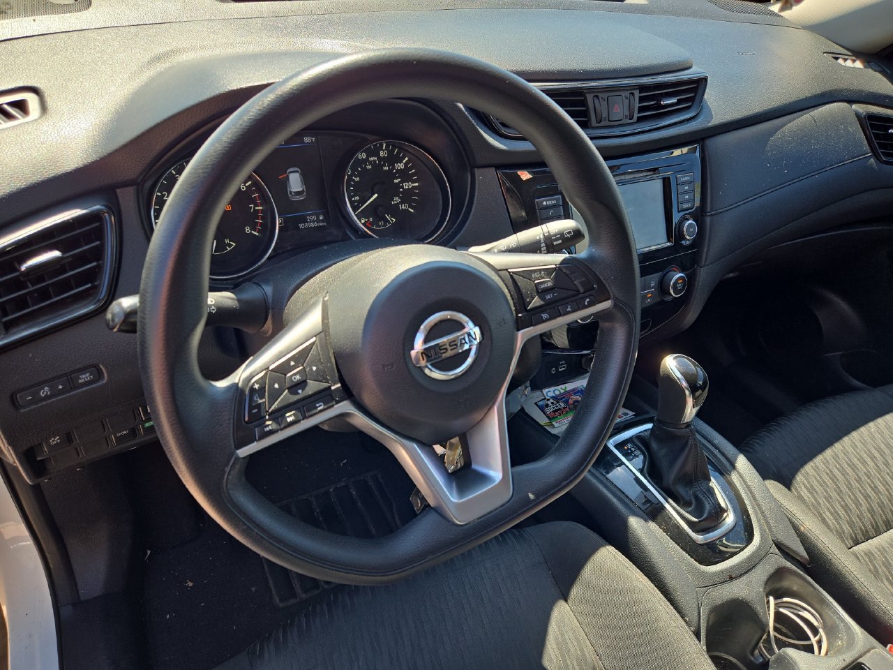 Used 2018 Nissan Rogue S FWD image 10