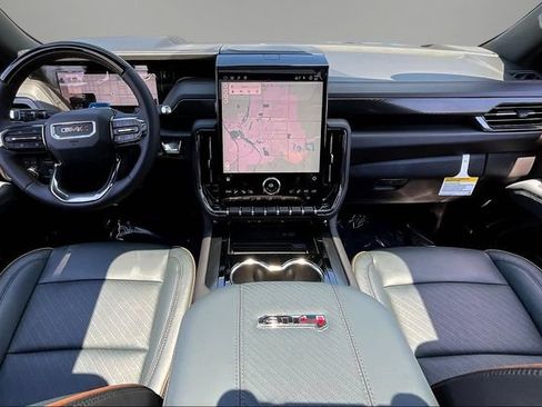 New 2026 GMC Yukon AT4 w/ AT4 Premium Plus Package AWD/4WD image 5