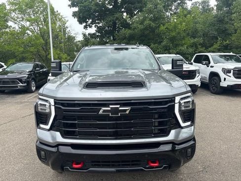 Used 2025 Chevrolet Silverado 2500 LT w/ Trail Boss Package AWD/4WD image 2
