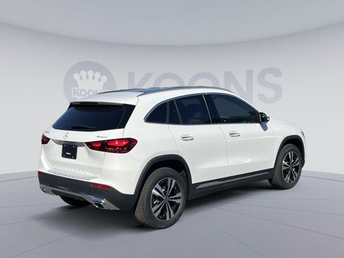 New 2026 Mercedes-Benz GLA 250 4MATIC image 11