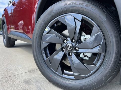 New 2026 Nissan Rogue SV w/ Cold Weather Package FWD image 7