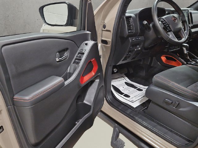 Used 2024 Nissan Frontier PRO-4X w/ Pro Convenience Package AWD/4WD image 10