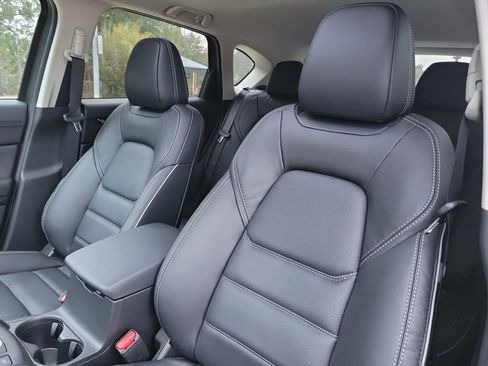 New 2025 MAZDA CX-5 AWD 2.5 S w/ Preferred Package image 19