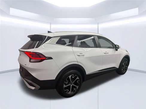 Certified 2024 Kia Sportage EX AWD/4WD image 6
