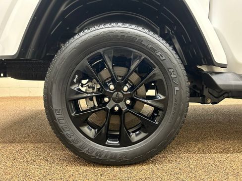 Used 2021 Jeep Gladiator Overland AWD/4WD image 26