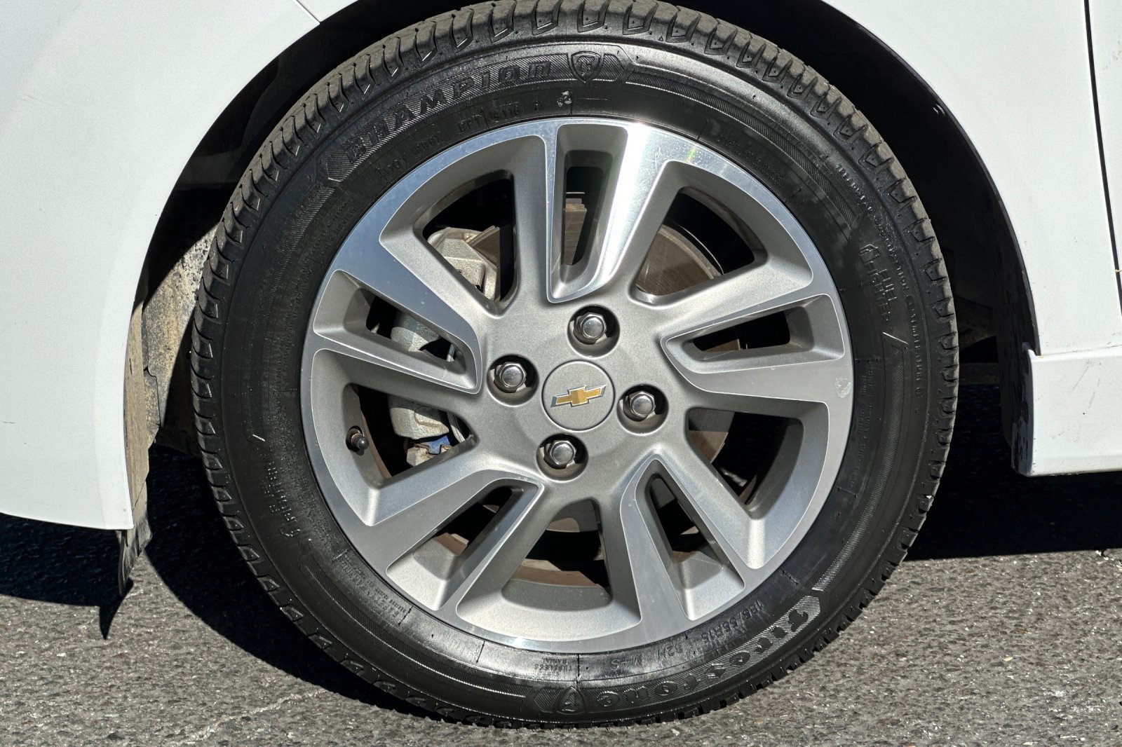 Used 2014 Chevrolet Spark LT FWD image 41