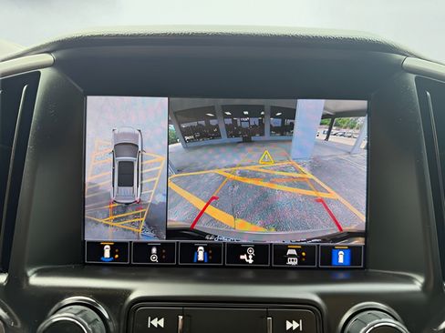 Used 2022 GMC Terrain AT4 w/ Infotainment Package II AWD/4WD image 35