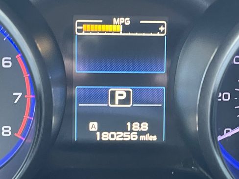 Used 2015 Subaru Outback 2.5i Limited AWD/4WD image 11